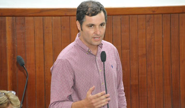 Vereador Marlon Siqueira apresenta Projeto de Lei que regulamenta o “Parcão” em JF (12/01/2017 00:00:00)