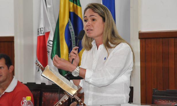 Delegada Sheila solicita maior efetivo da PM (17/01/2017 00:00:00)