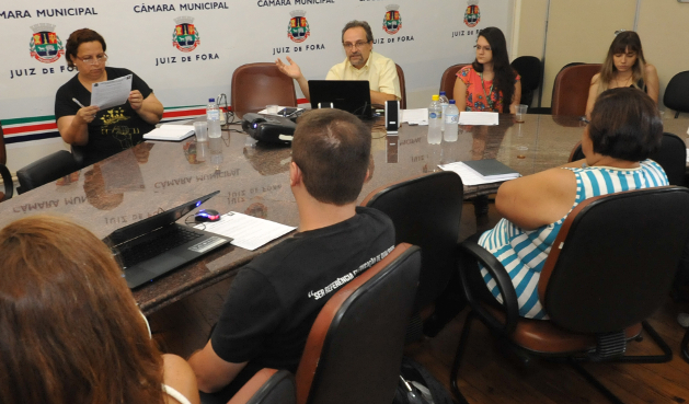 Escolas confirmam participação na Câmara Mirim 2017 e ainda restam três vagas (15/02/2017 00:00:00)