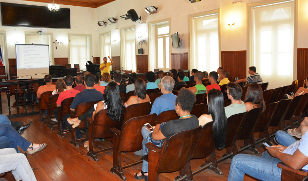 Os perigos da internet são debatidos durante palestra na Câmara (15/03/2017 00:00:00)