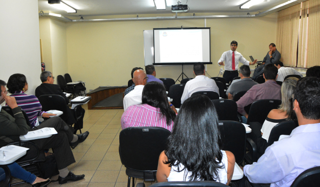 Assessores parlamentares participam  de Curso sobre Processos Legislativos (30/03/2017 00:00:00)