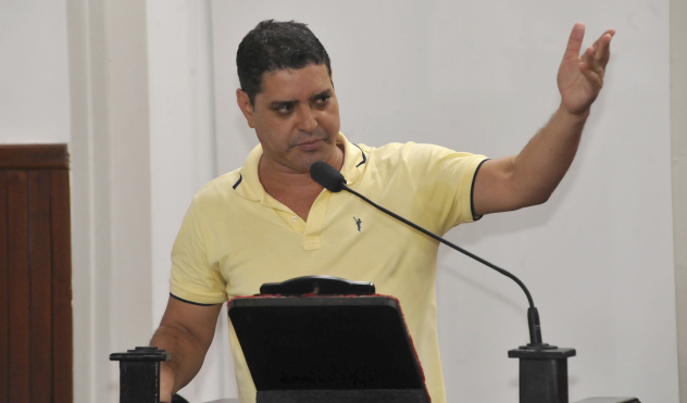 Vereador Cido quer campanha sobre doença cinomose em cães (12/04/2017 00:00:00)