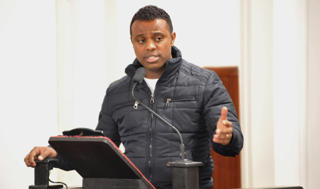 Vereador propõe exigência da Carteira de Identidade na hora da matrícula dos alunos na rede municipal (27/06/2017 00:00:00)