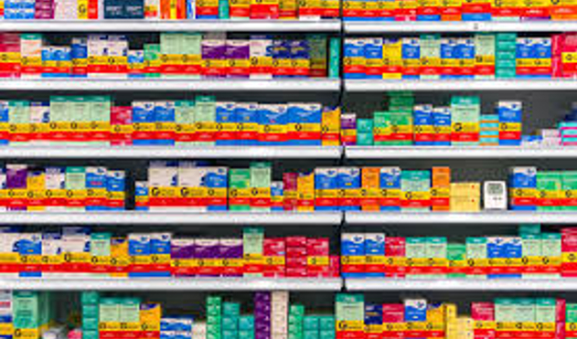 Cartazes deverão orientar que apenas farmacêuticos identificados poderão substituir as receitas prescritas por médicos (10/07/2017 00:00:00)