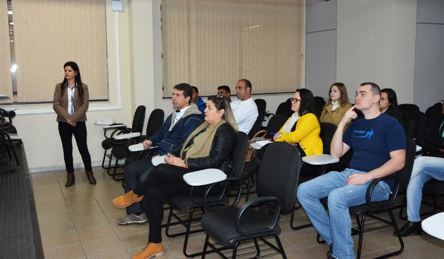 Câmara promove curso sobre Educação Financeira para os servidores (11/07/2017 00:00:00)