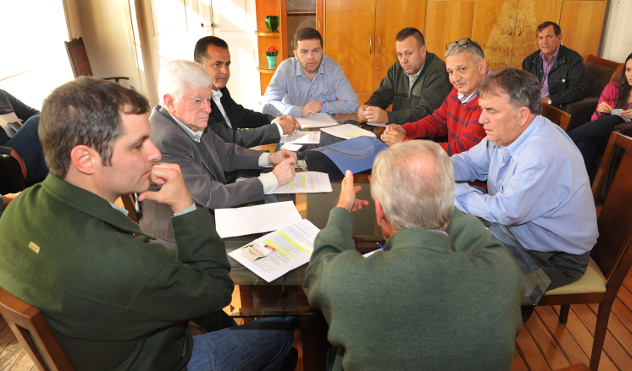 Comissão discute antecipação de feriado municipal (12/07/2017 00:00:00)
