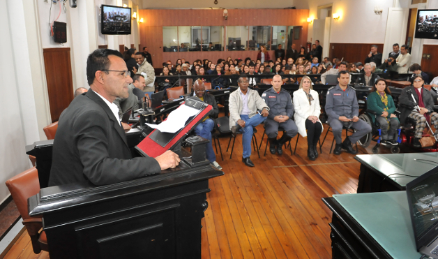 Falta de acessibilidade no município é tema de audiência pública (24/08/2017 00:00:00)