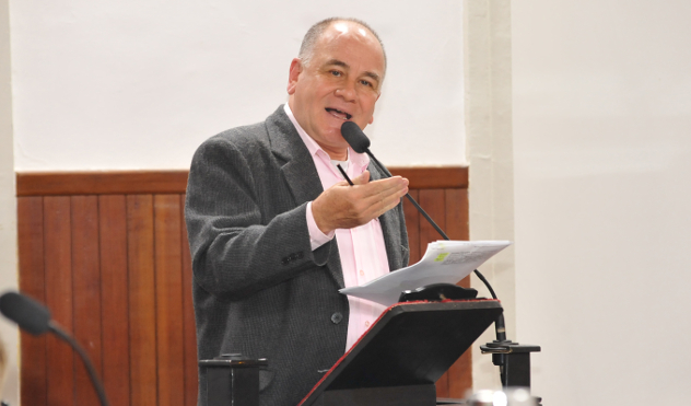 Zé Marcio propõe redução do número de unidades para exigência do Estudo de Impacto de Vizinhança (28/08/2017 00:00:00)