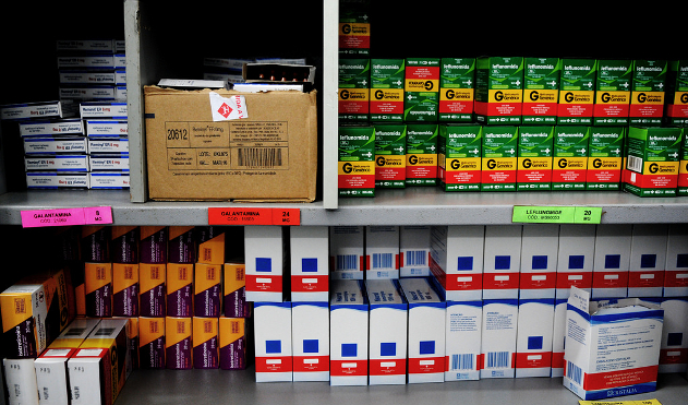 Projeto prevê tempo de dez minutos de  parada em frente à farmácias e drogarias (31/08/2017 00:00:00)