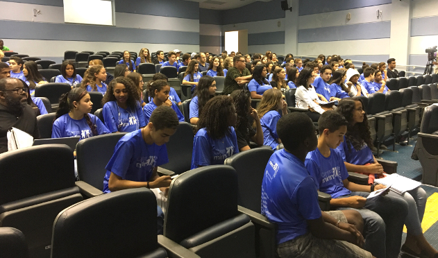Atividade do Câmara Mirim promove reflexão sobre a realidade dos alunos (27/09/2017 00:00:00)