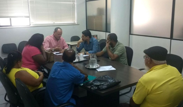 Cido reúne com secretário de atividades urbanas e ambulantes (27/09/2017 00:00:00)