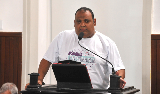 Sindicato dos enfermeiros ocupa Tribuna da Câmara (27/10/2017 00:00:00)