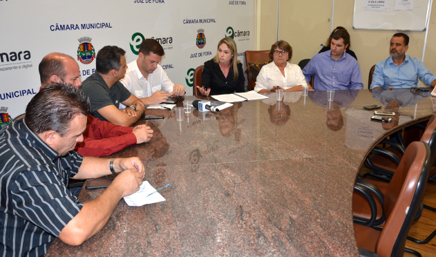 Membros da CPI das Gangues apresentam relatório final dos trabalhos (11/12/2017 00:00:00)