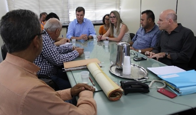 Comissão de Telefonia acompanha início do estudo para transformação de cinco povoados em distritos (20/12/2017 00:00:00)