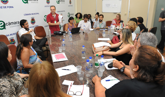 Escolas participam da definição das vagas  para a Câmara Mirim 2018 (21/02/2018 00:00:00)