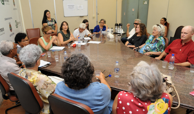 Câmara Sênior cria carta de repúdio (06/03/2018 00:00:00)