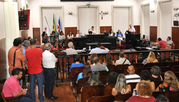 Audiência pública debate políticas públicas voltadas para os autistas (27/03/2018 00:00:00)