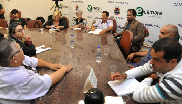 Após cobrança da Comissão de Defesa da Pessoa com  Deficiência, PJF contrata 101 professores bidocentes (16/04/2018 00:00:00)