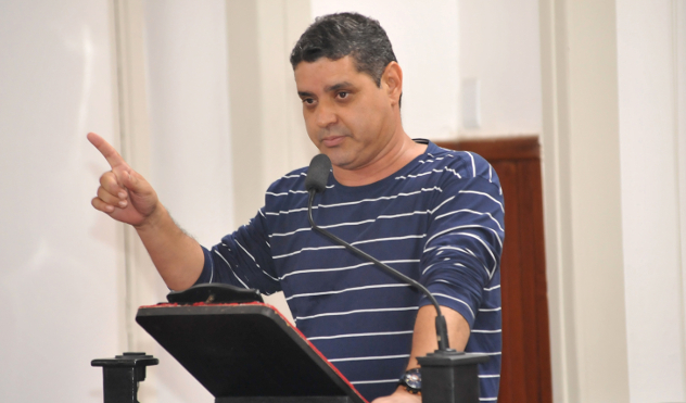 Cido Reis chama atenção do prefeito para a situação da Empav (26/04/2018 00:00:00)