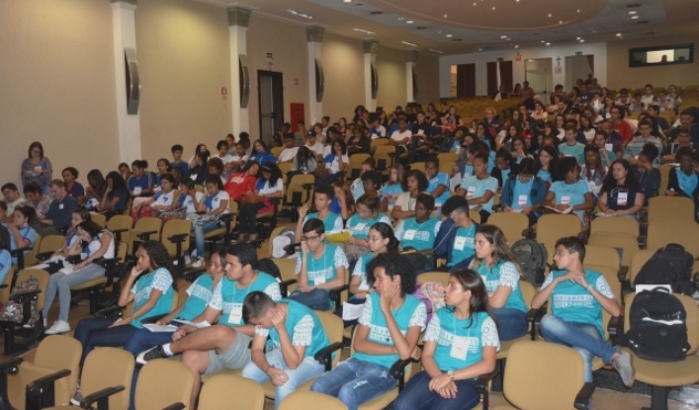Encontro do Parlamento Jovem reúne 15 escolas de Juiz de Fora e região (26/04/2018 00:00:00)