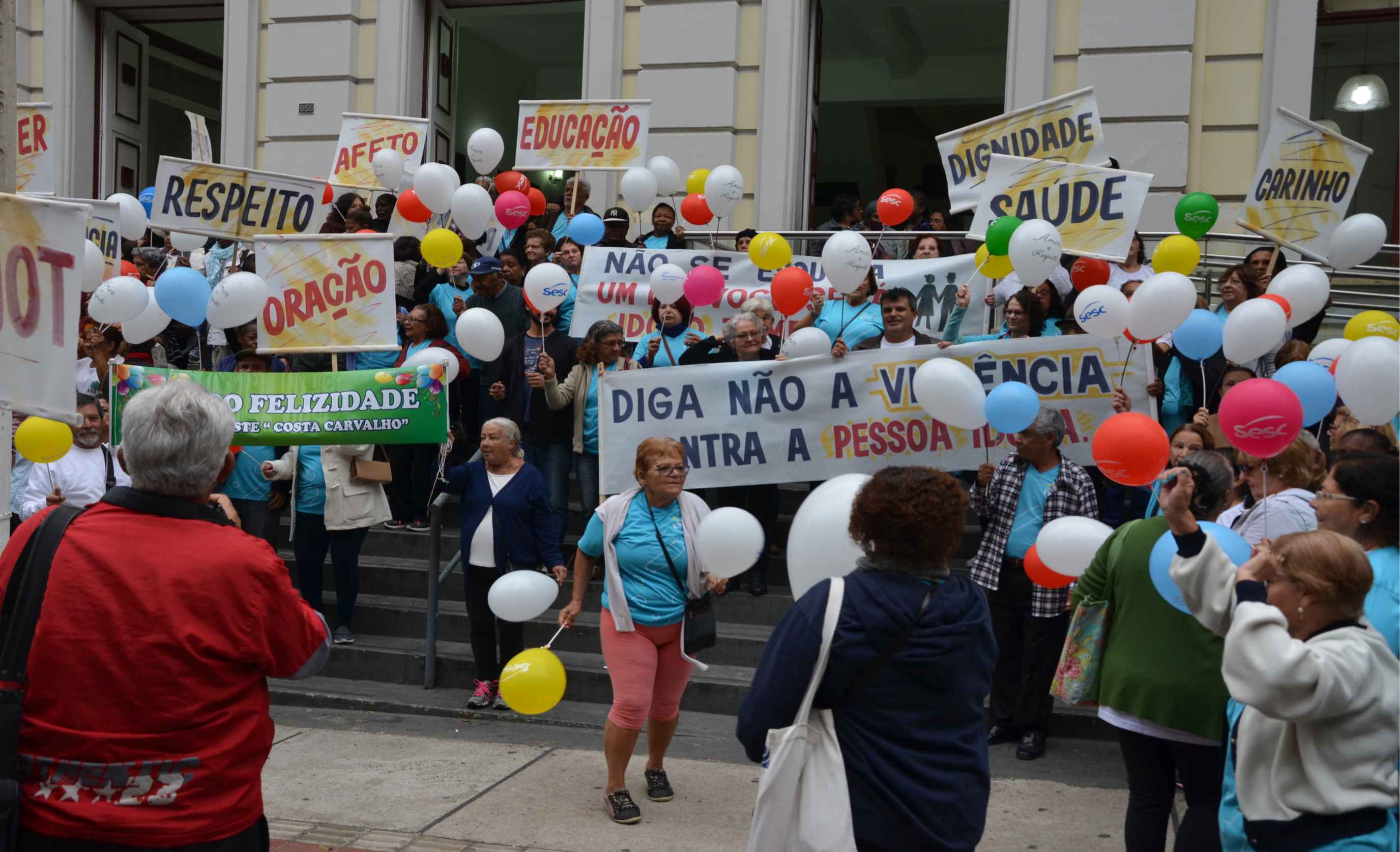 Dia Mundial de Combate à Violência contra a Pessoa Idosa é marcado por passeata (15/06/2018 00:00:00)