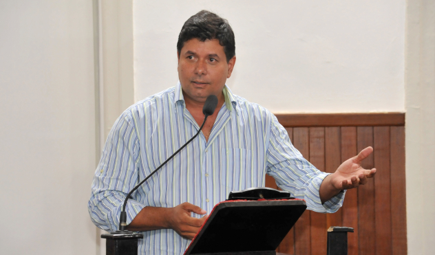 Dr. Adriano reforça atenção à concessão da MRS na cidade (04/07/2018 00:00:00)