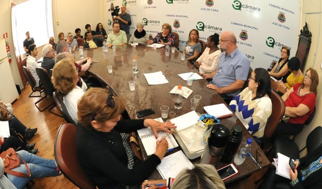 Comissão do Idoso acerta últimos detalhes da Festa Julina (10/07/2018 00:00:00)