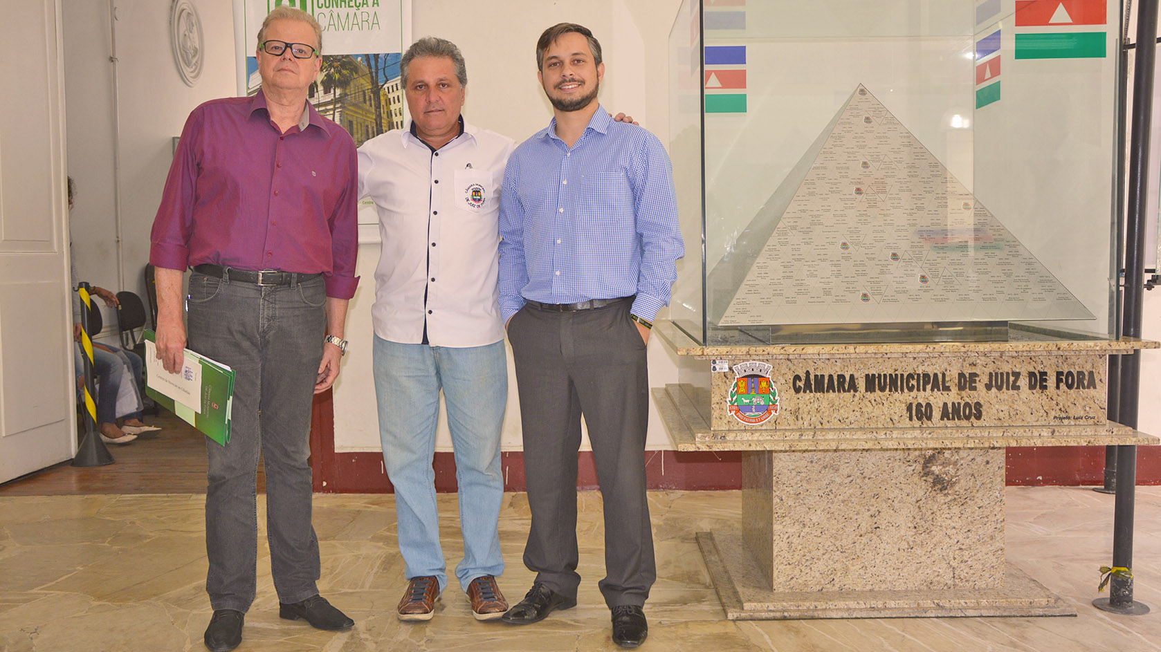 Vereador de Barbacena visita o CAC da Câmara (28/11/2018 00:00:00)