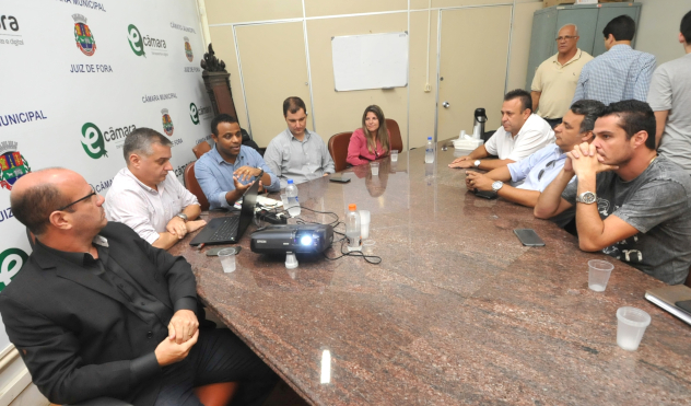 Vereadores e secretário discutem a implantação  de novos radares na cidade (03/12/2018 00:00:00)