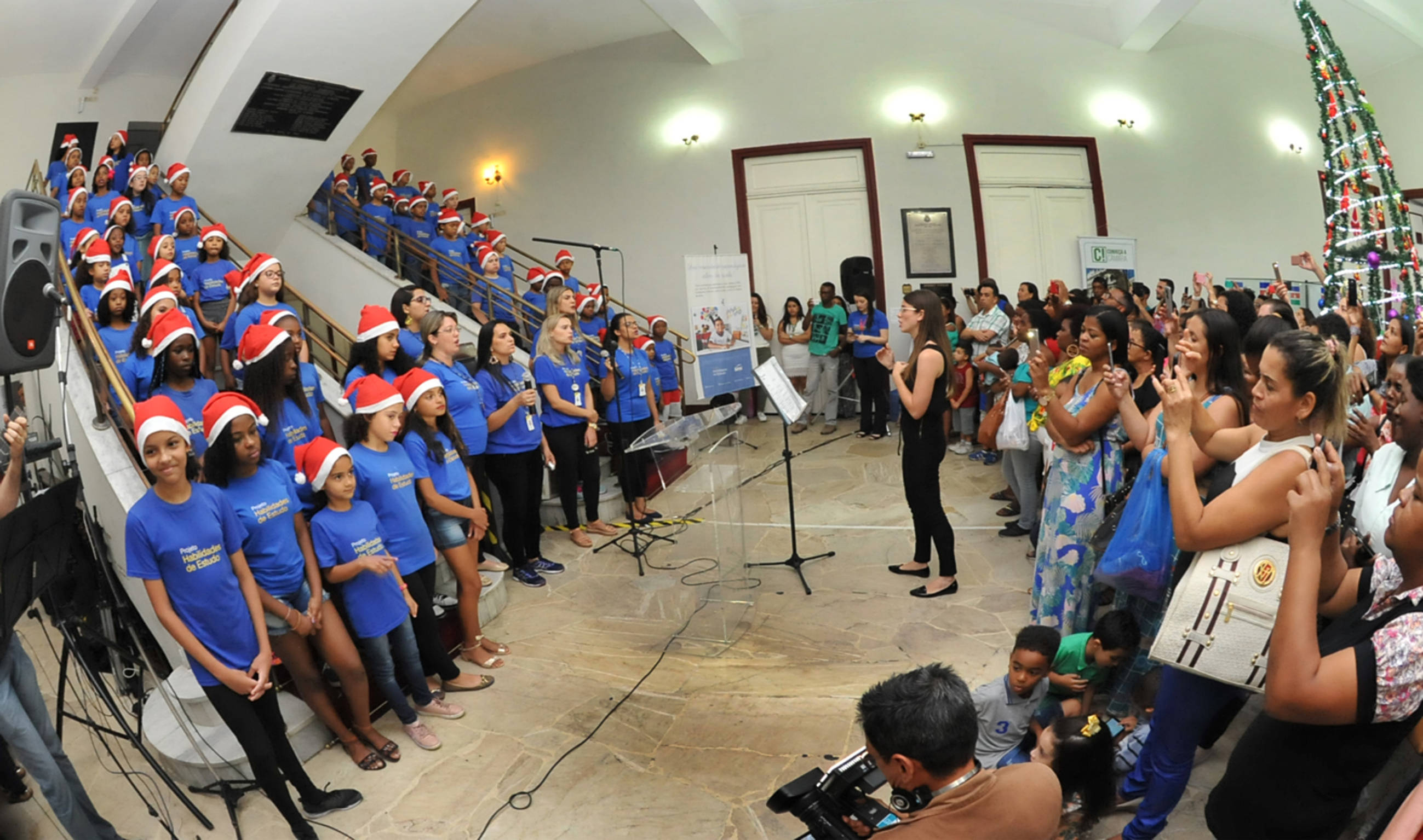 Coral do Sesc se apresentou pela primeira vez no Canta e Encanta (17/12/2018 00:00:00)