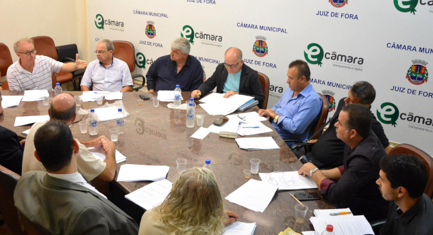 Comissão de Urbanismo discute mensagem do transporte individual de passageiros (25/03/2019 00:00:00)