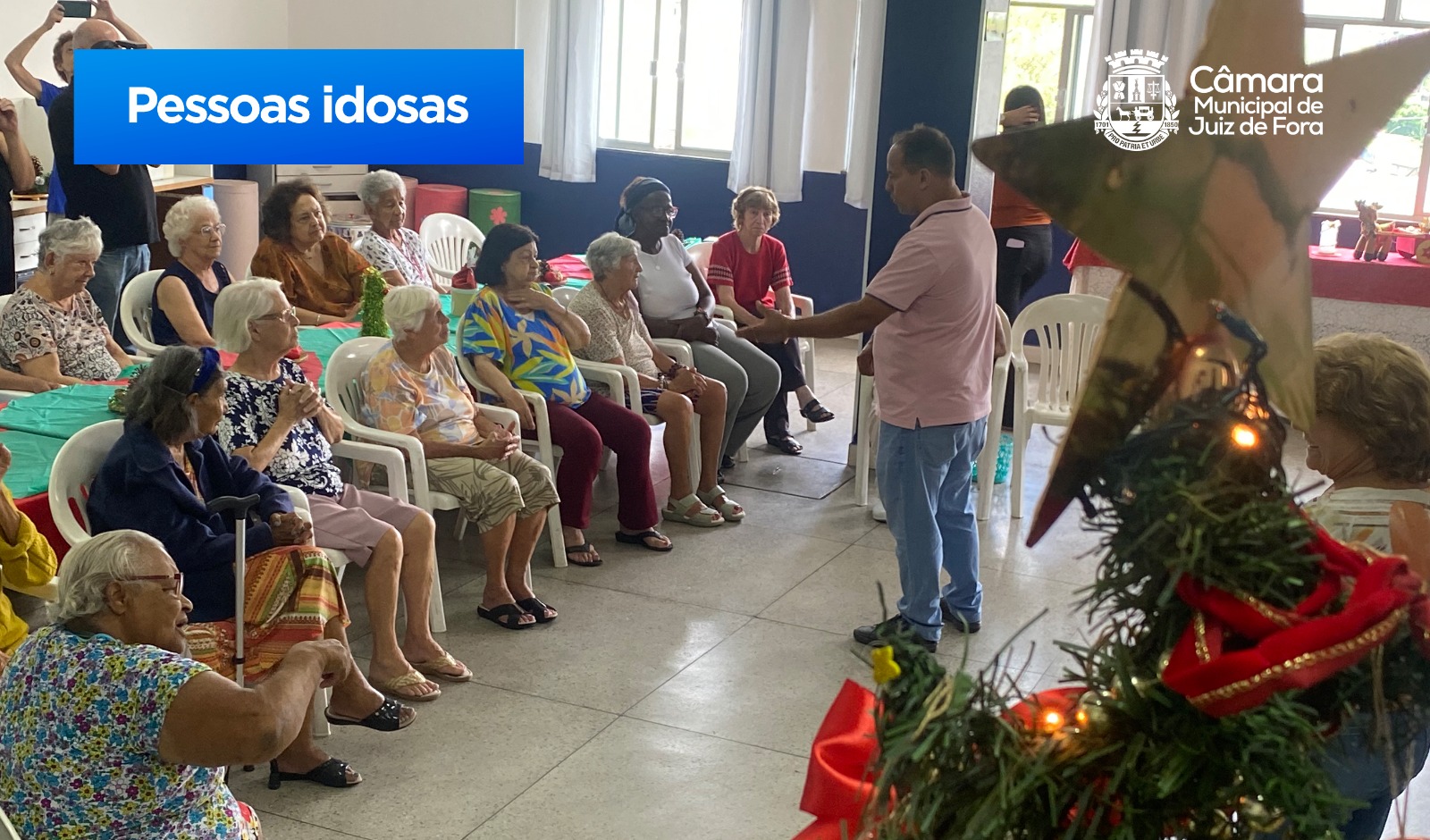 Câmara entrega presentes dos juiz-foranos na campanha Faça um Idoso Ainda Mais Feliz (21/12/2023 00:00:00)