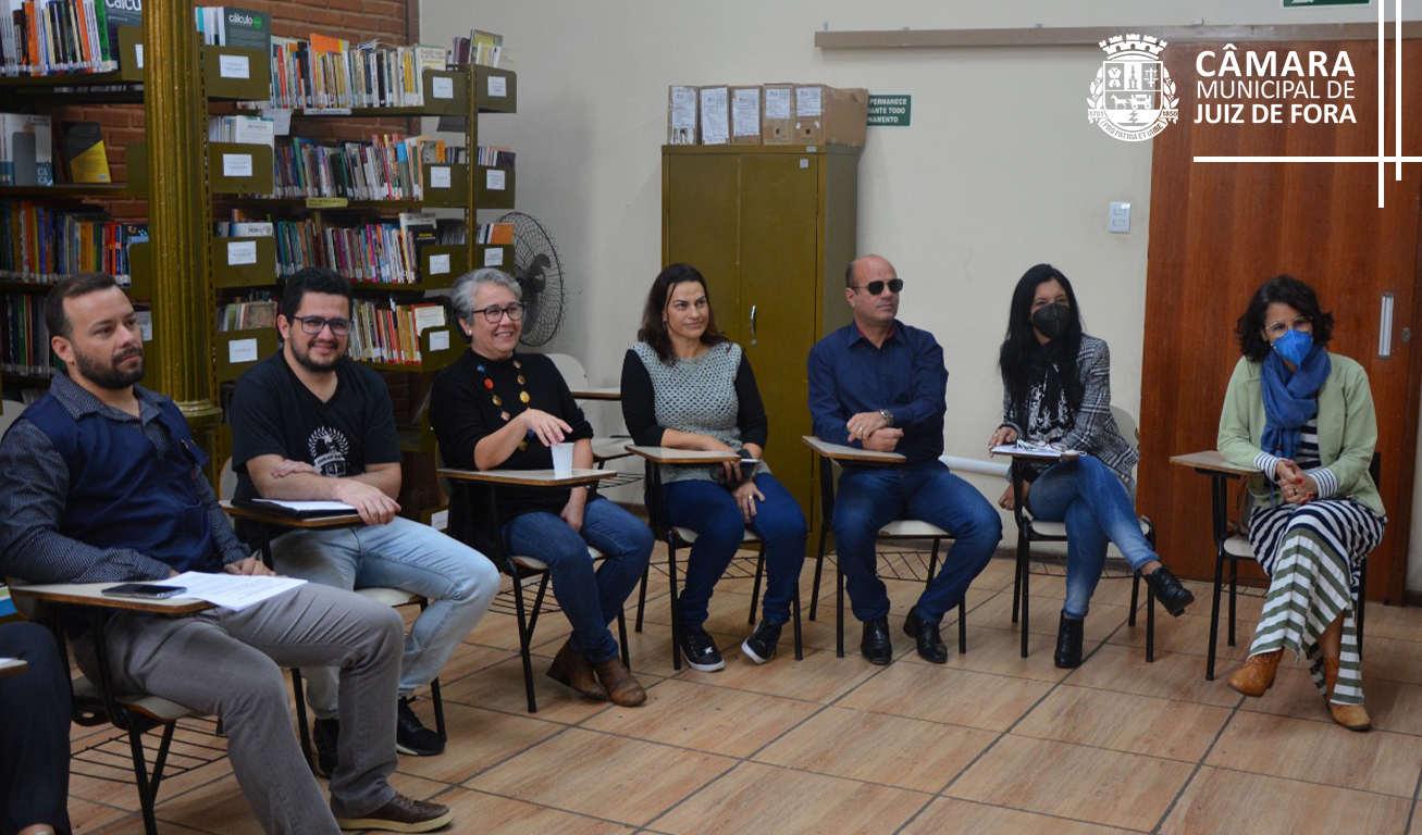 Comissão de Educação discute falta de merenda e de transporte escolar (09/06/2022 00:00:00)