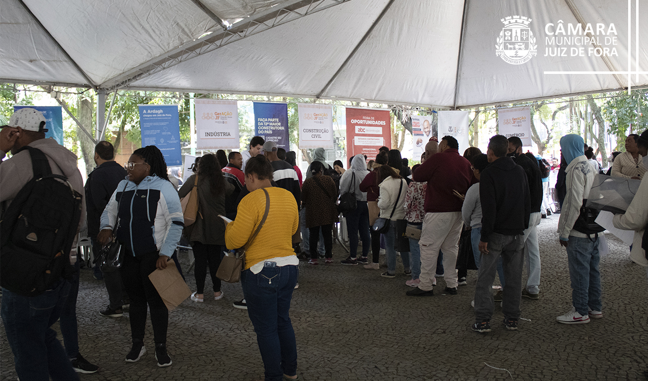 Câmara participa de mutirão de emprego (30/05/2022 00:00:00)
