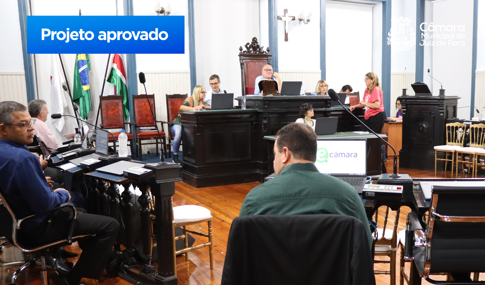 Vereadores aprovam adicional na carreira de secretários escolares (31/03/2023 00:00:00)