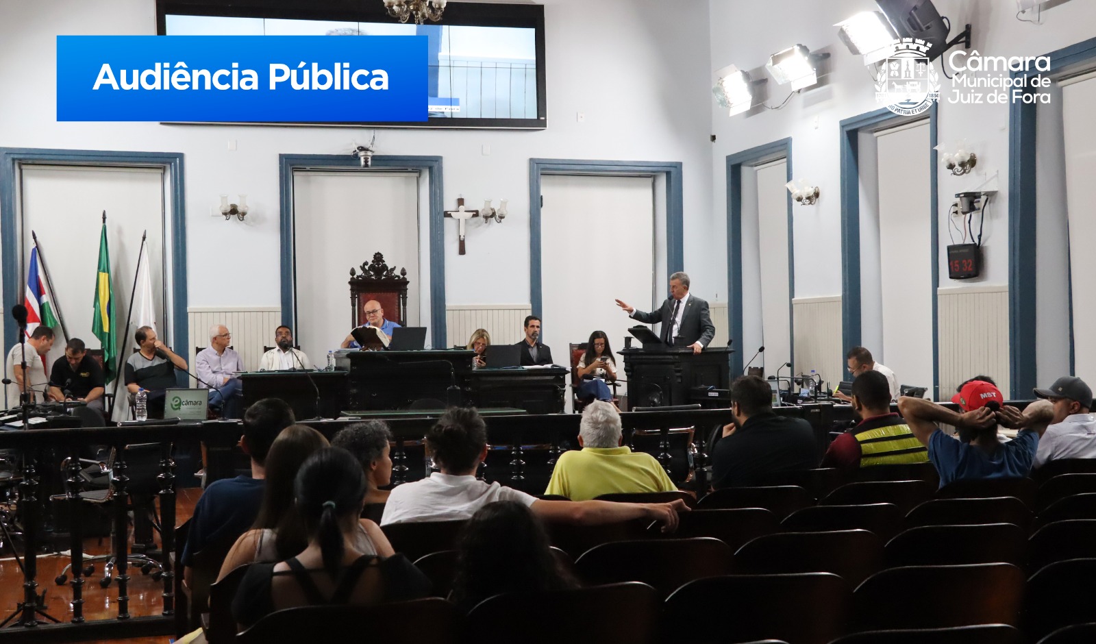 Motoristas por aplicativo cobram melhores condições de trabalho em Audiência Pública (24/08/2023 00:00:00)