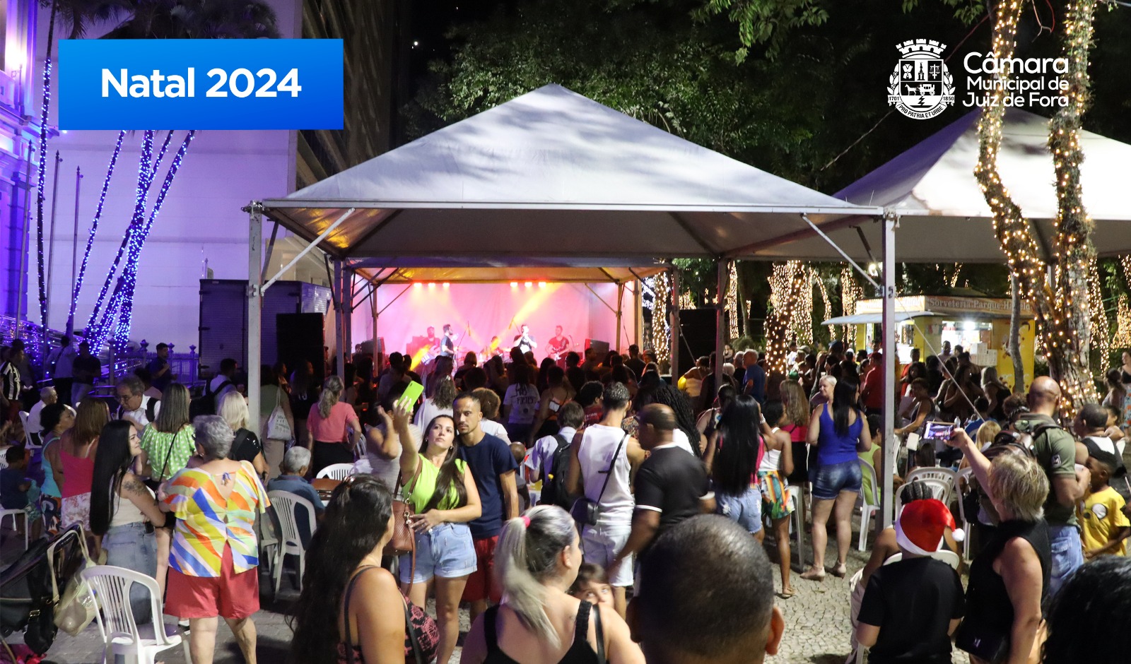 Natal 2024 – Semana terá quatro atrações com sertanejo, pagode e rock nas escadarias da Câmara (18/12/2024 00:00:00)