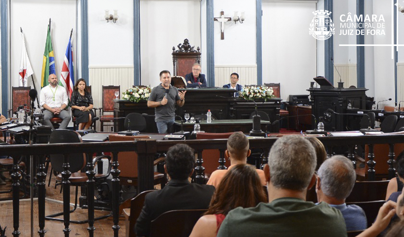 Marcos Losekann ministra palestra na Câmara Municipal (11/04/2022 00:00:00)