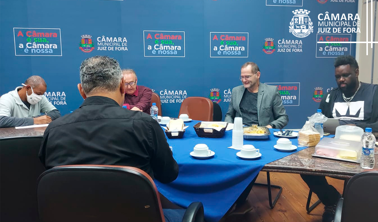 Câmara realiza primeira reunião sobre Medalha Pedro Nava (06/06/2022 00:00:00)