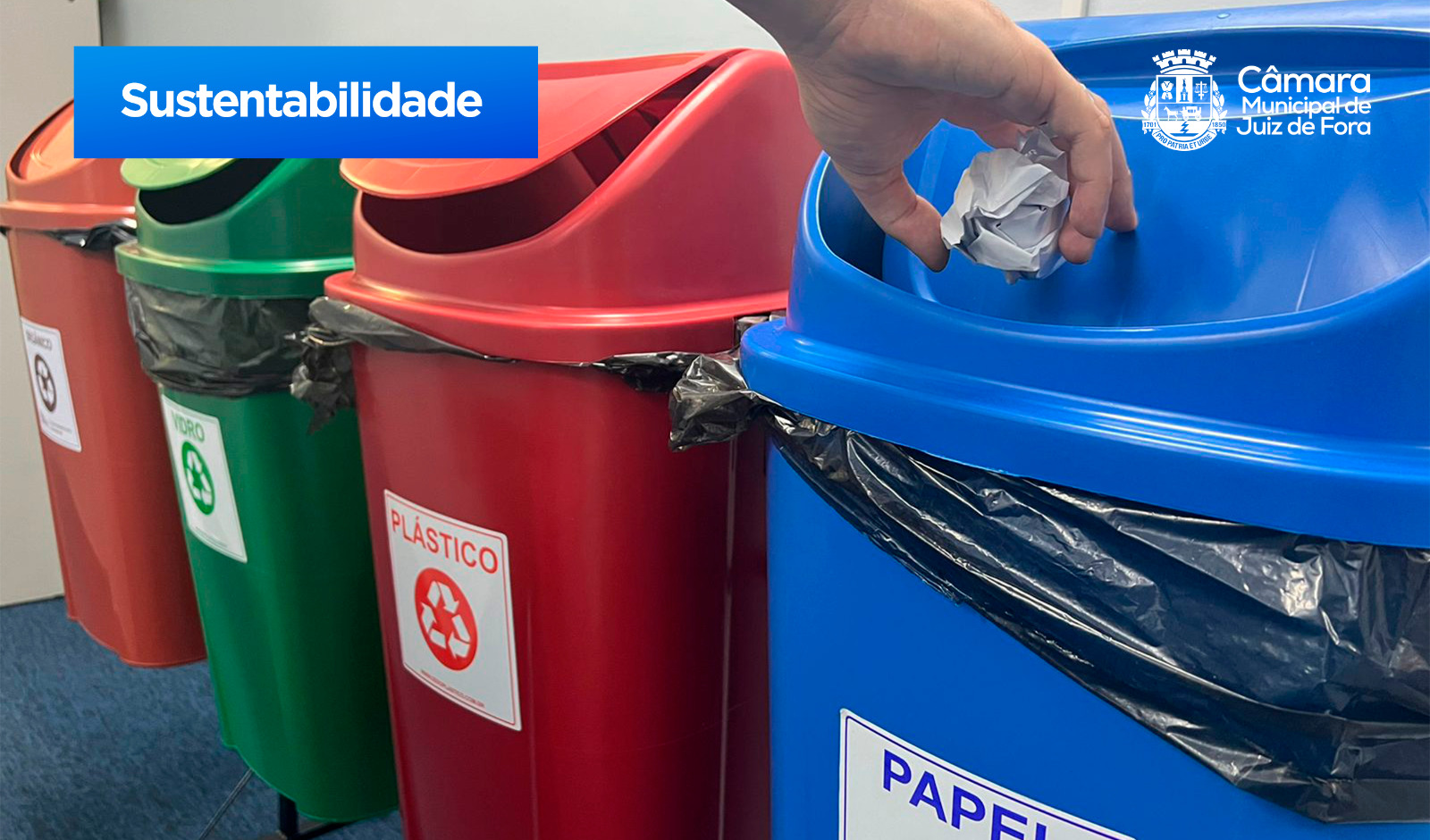 Câmara instala coletores de resíduos recicláveis em iniciativa sustentável (09/05/2023 00:00:00)