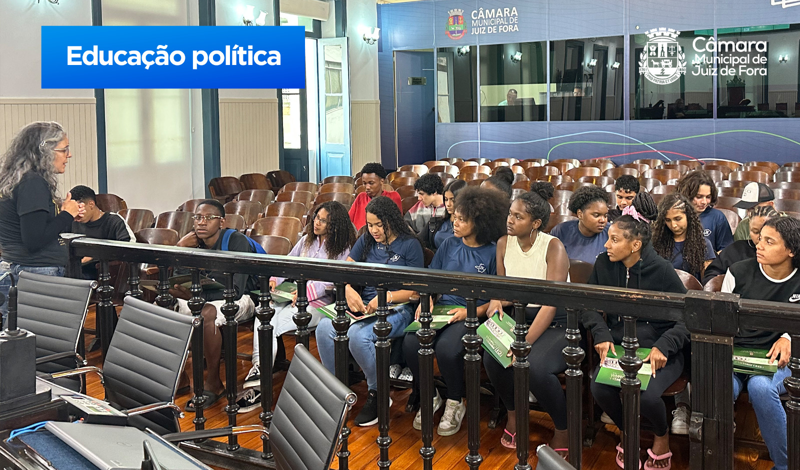 Câmara recebe estudantes da E. E Governador Juscelino Kubitschek (23/05/2023 00:00:00)