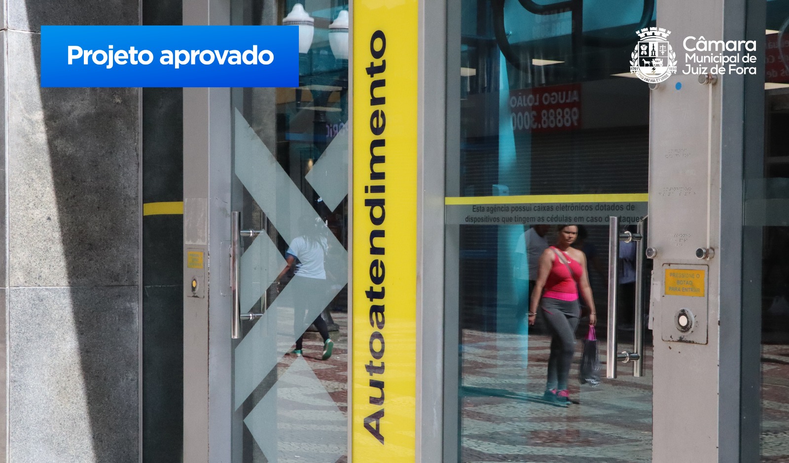 Câmara aprova obrigação de intérprete de Libras em bancos e serviços públicos (28/08/2023 00:00:00)