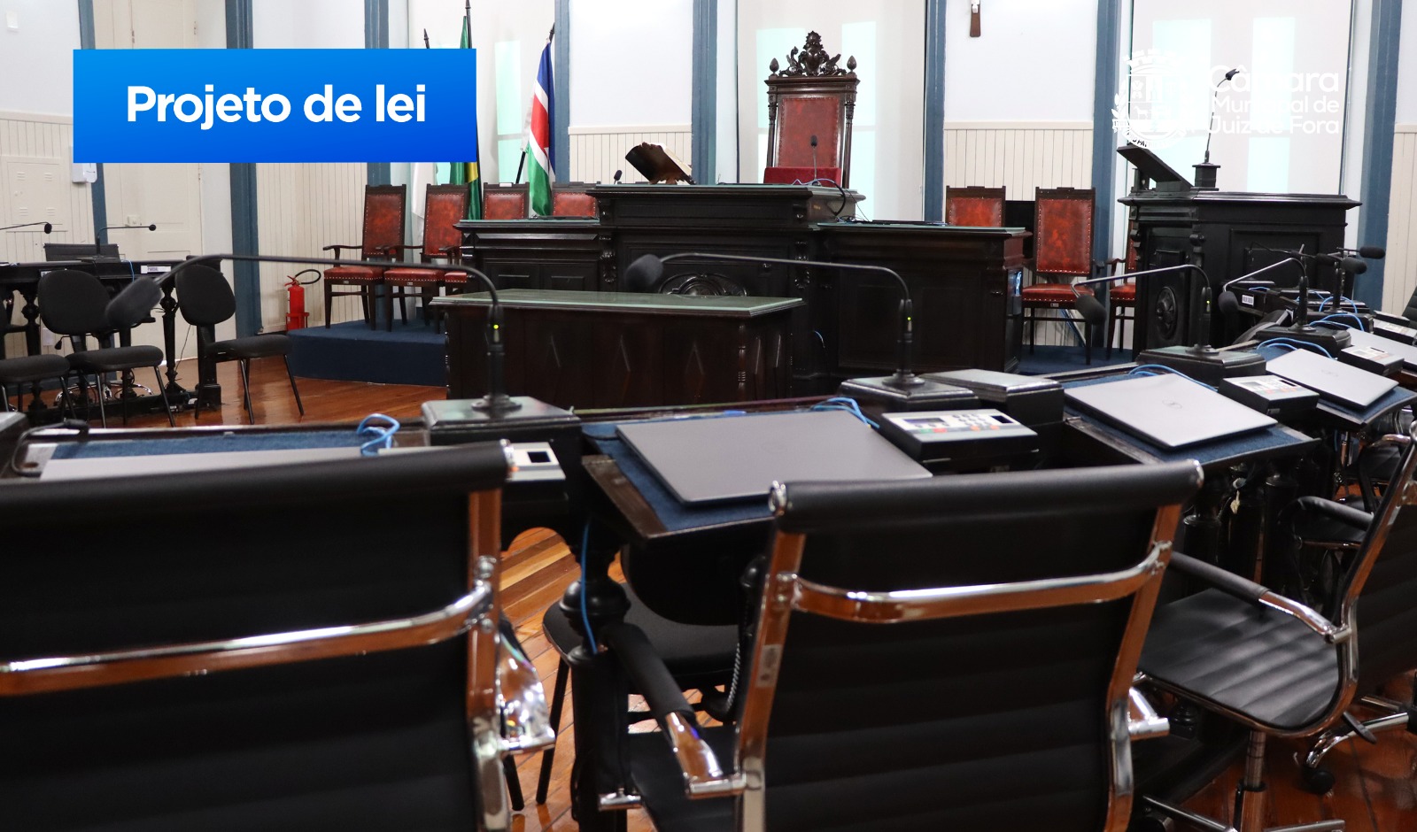 Laiz Perrut apresenta PL para regulamentar licença maternidade, paternidade e adotante para vereadores (27/05/2024 00:00:00)