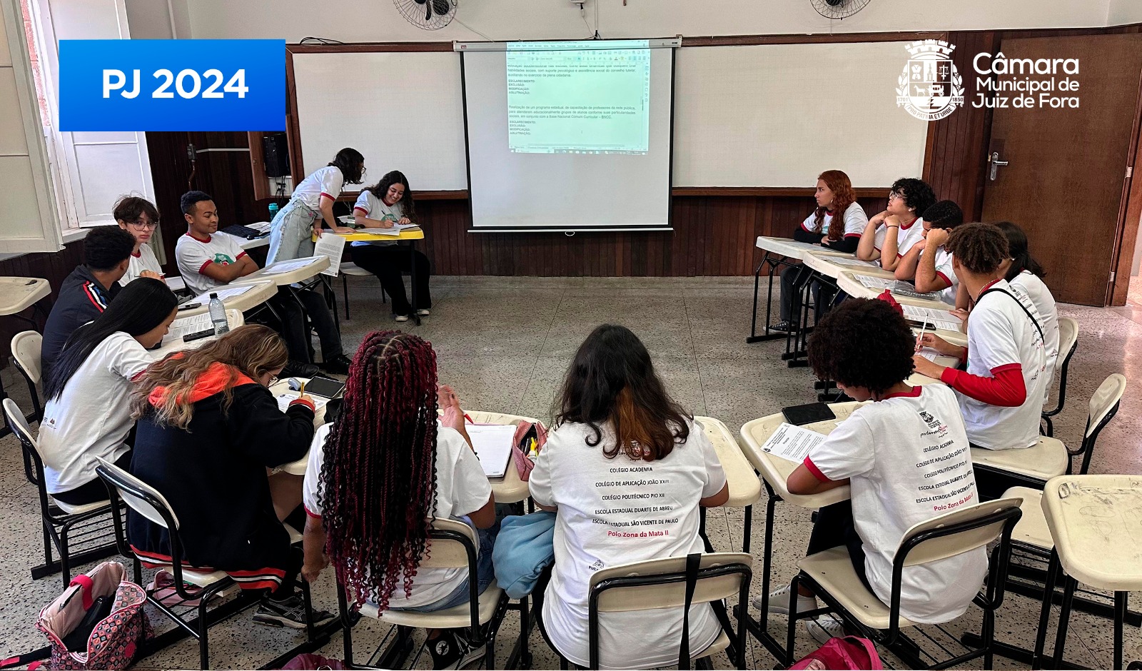 Parlamento Jovem realiza encontro no Colégio Academia e discute propostas e subtemas de 2024 (07/06/2024 00:00:00)