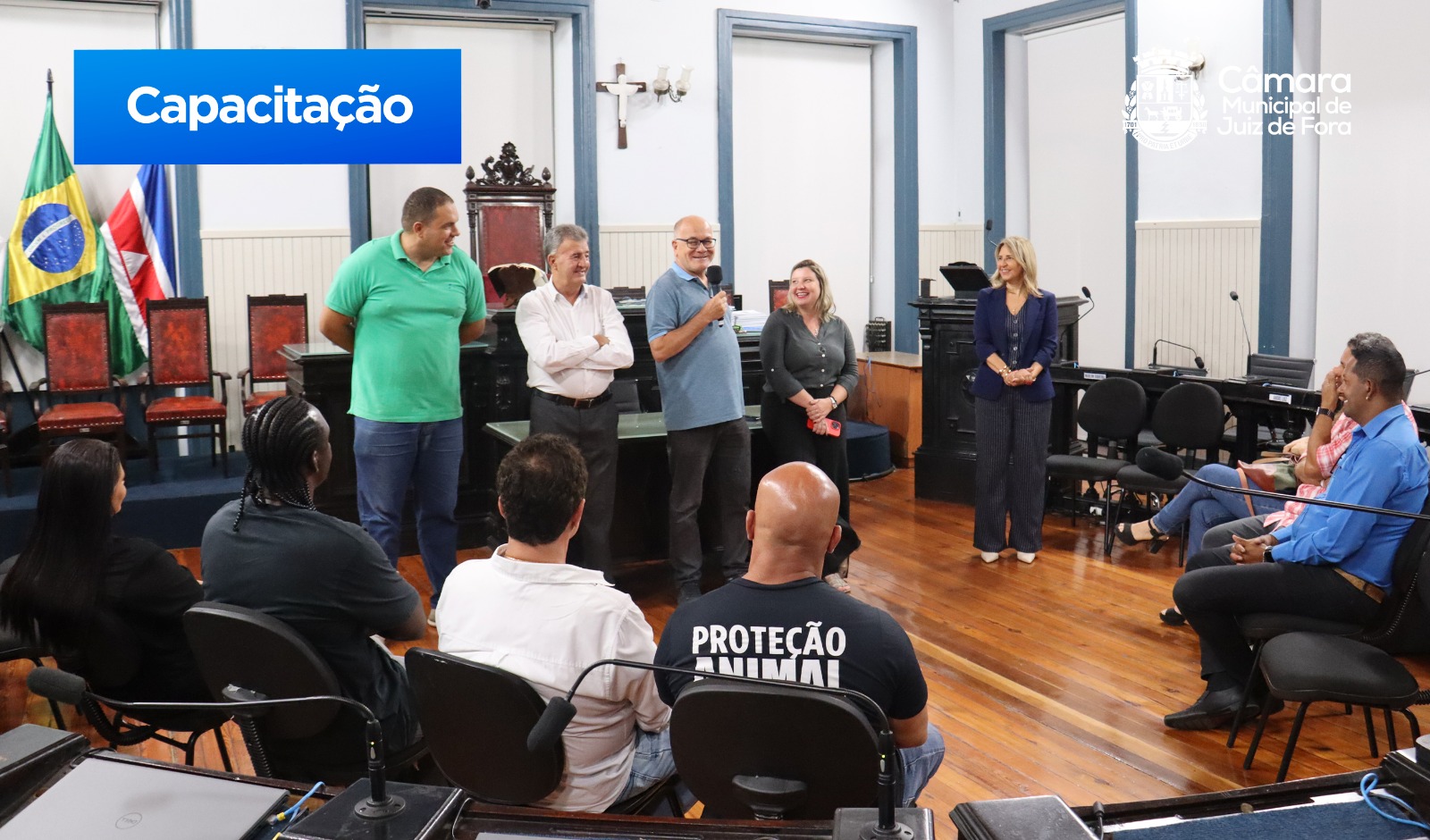 Diretoria Legislativa apresenta estrutura da Câmara aos novos vereadores eleitos e reeleitos (06/11/2024 00:00:00)
