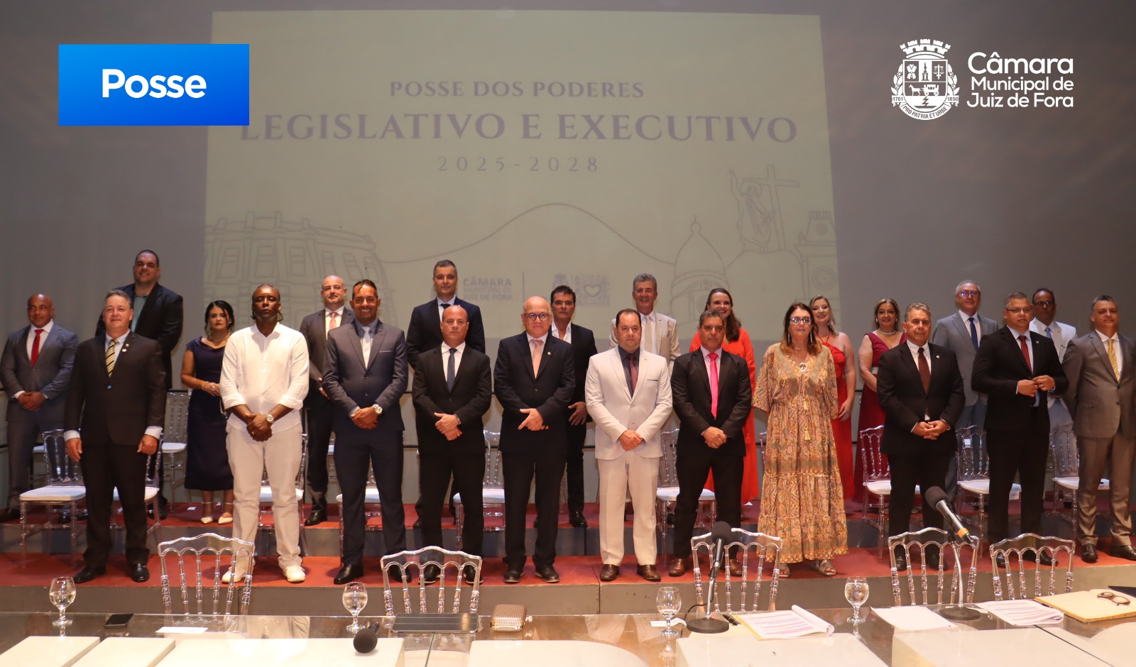 Câmara empossa vereadores, prefeita e vice e elege nova Mesa Diretora (02/01/2025 00:00:00)