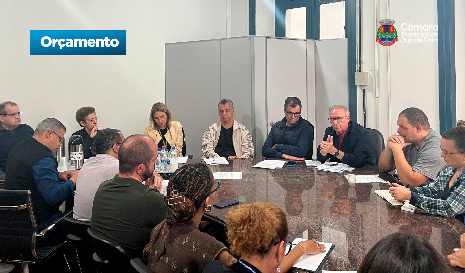 Vereadores se reúnem com Executivo para discutir aspectos da LDO (25/06/2025 00:00:00)