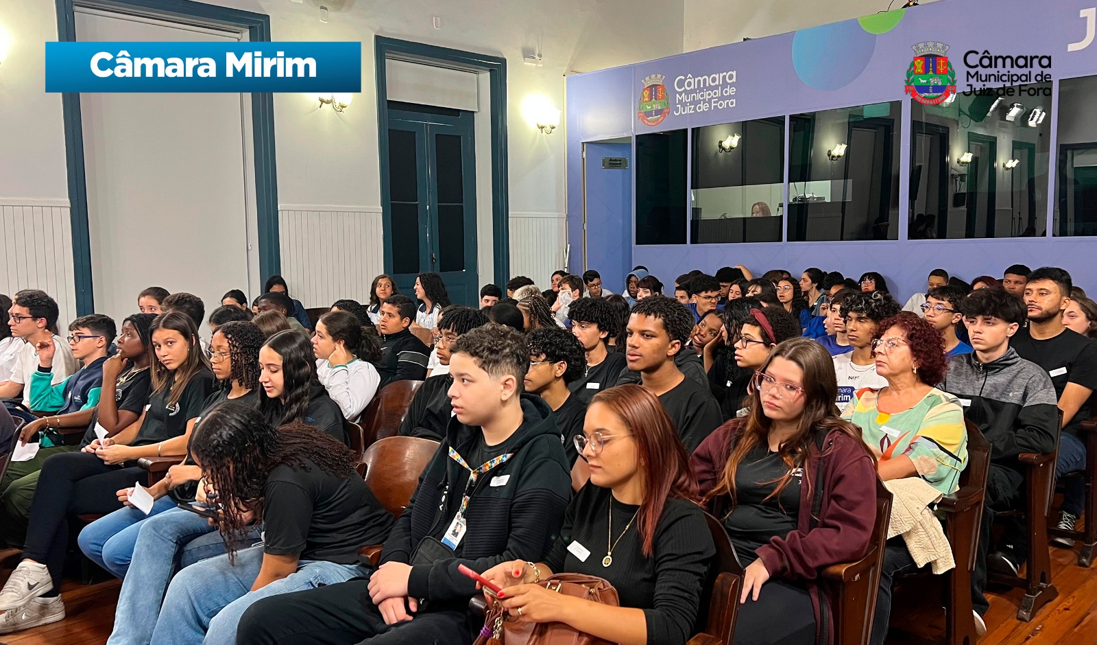 Câmara Mirim - Estudantes discutem saúde e educação (08/10/2025 00:00:00)