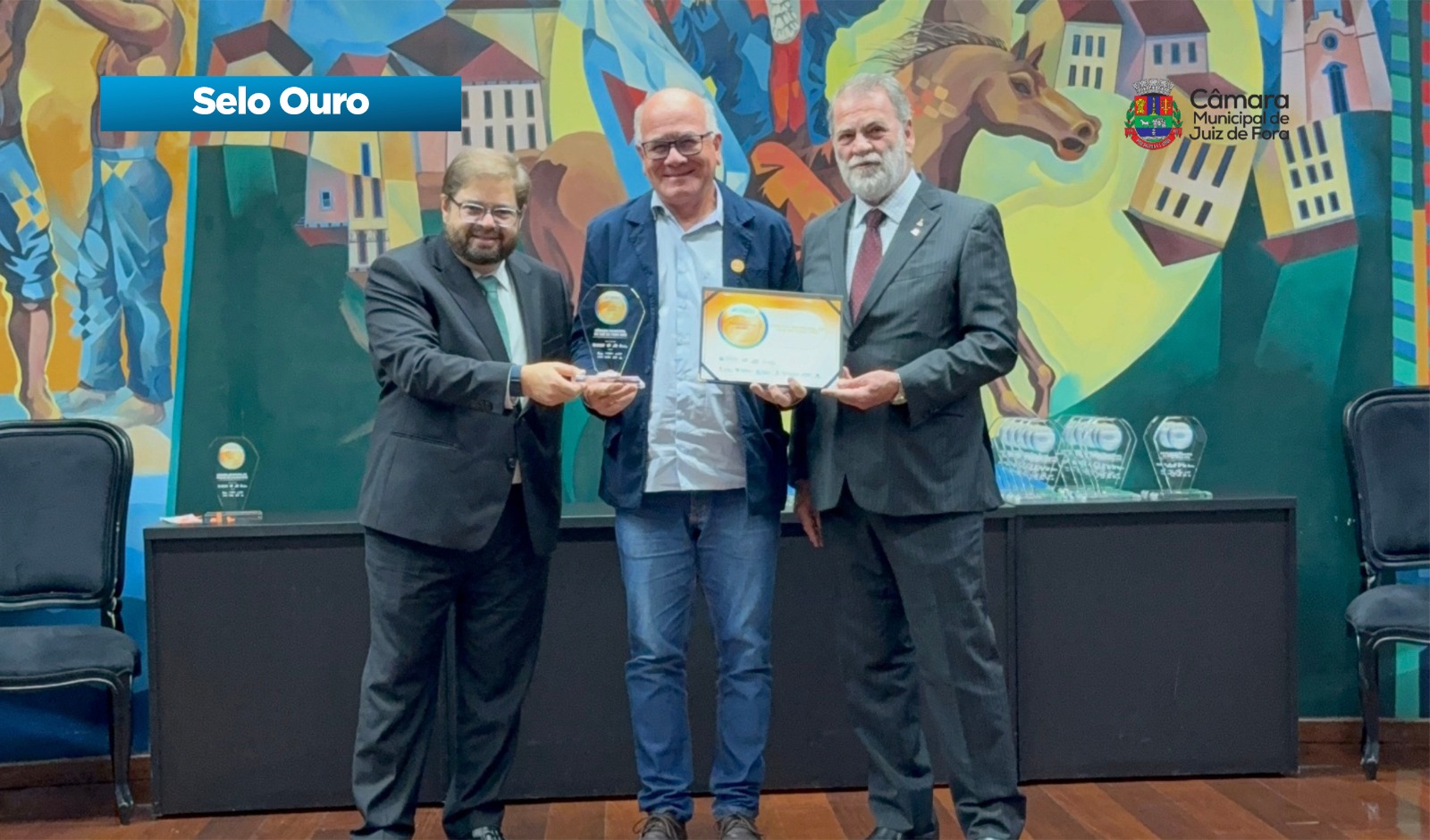 Selo Ouro - Câmara recebe certificado em solenidade no TCE-MG (23/02/2026 00:00:00)