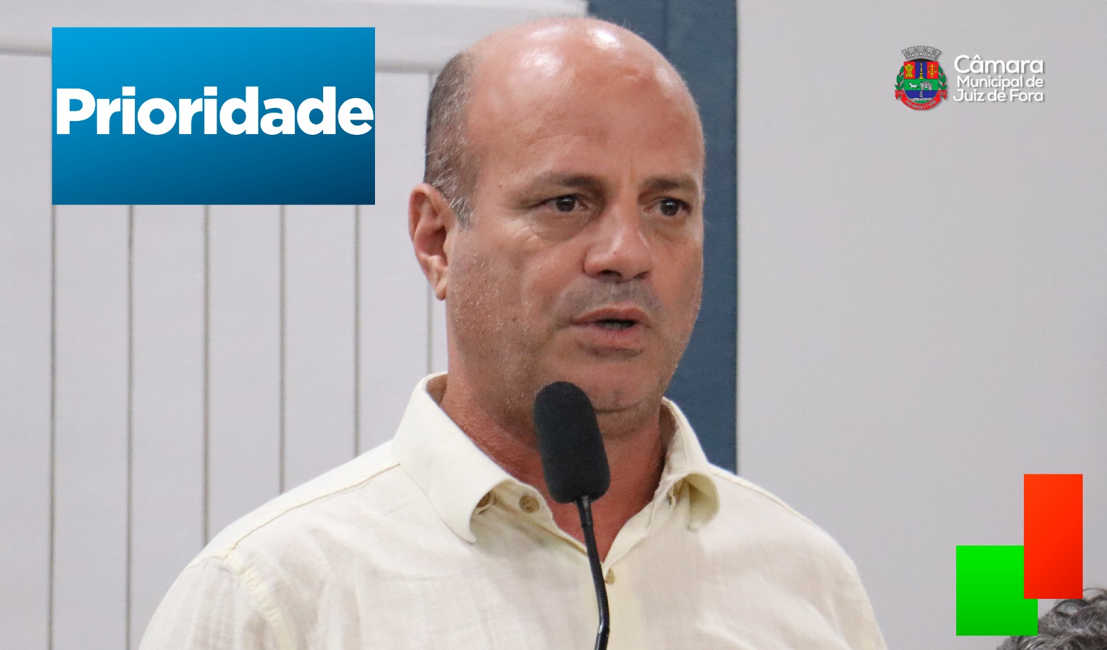 Mello apresenta projeto visando garantir atendimento prioritário a pais e mães atípicos (27/03/2025 00:00:00)